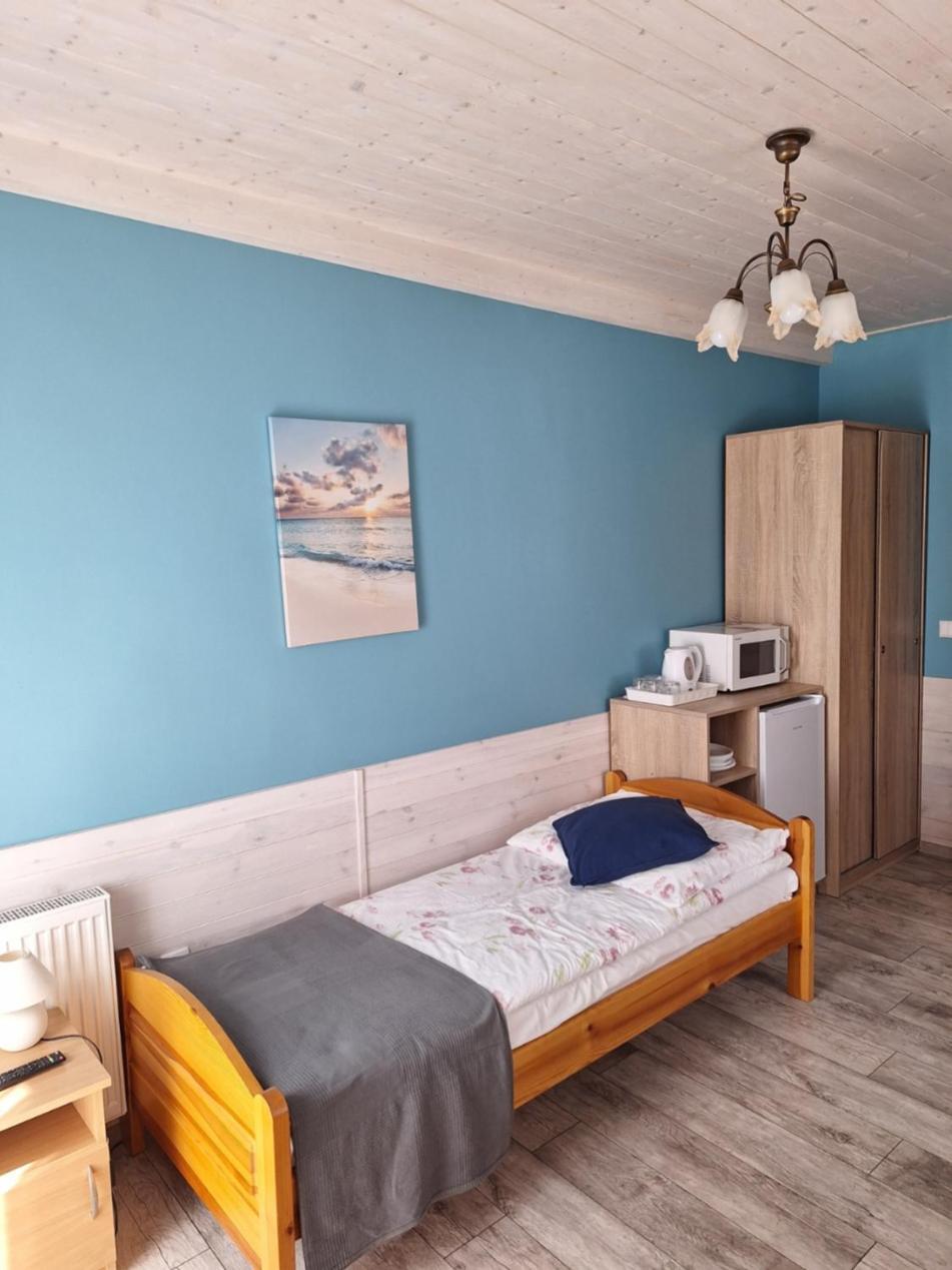 Helios Hotell Dębki Exteriör bild