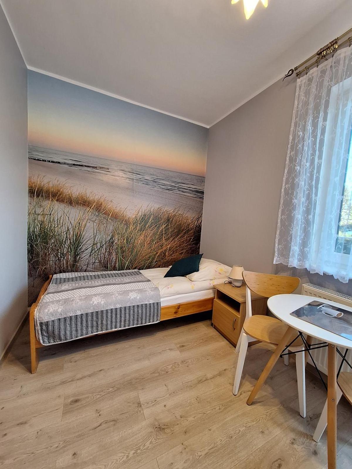 Helios Hotell Dębki Exteriör bild